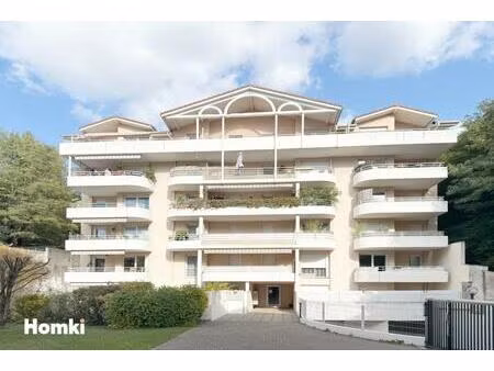 appartement t2 de 53 m2 à saint-martin-le-vinoux 38950  place général de gaulle