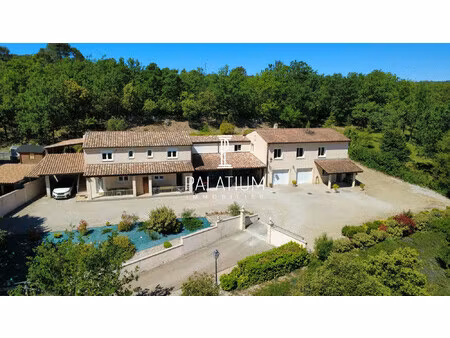 magnifique ensemble immobilier à découvrir