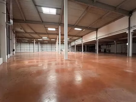 location local d'activités romainville 7 096 m²
