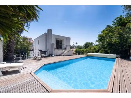 cannes – montrose | villa 303 m² avec piscine et fort potentiel