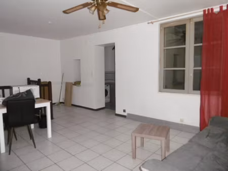 location appartement 2 pièces 42m²