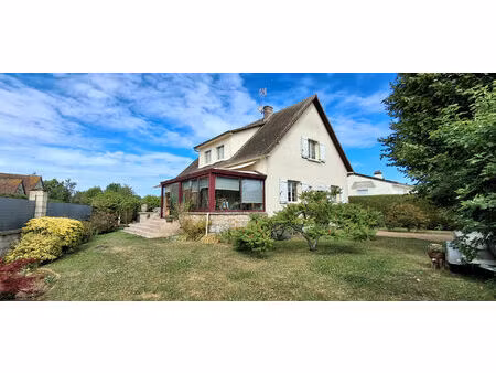 maison 7 pièces 215 m² à vendre / acheter crépy-en-valois 60800 ? | era immobilier
