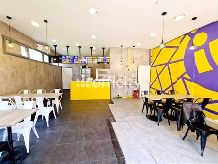 fonds de commerce - 110 m²