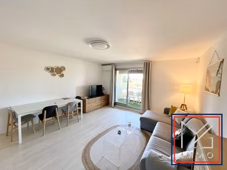 magnifique t2 dernier etage