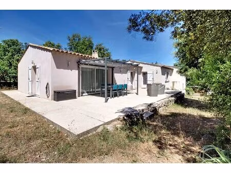 a vendre ! a ampus  maison de plain-pied 133 m2 sur un terrain de 1 200m2