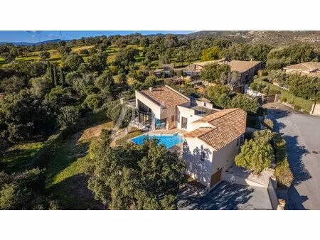 villa avec piscine à vendre dans le secteur des golfs à saint-raphaël valescure.