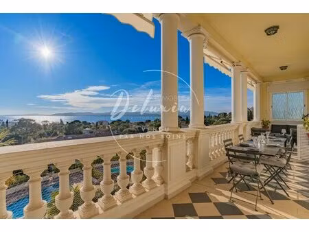 appartement 3 chambres avec vue mer exceptionnelle  résidence historique avec piscine ...