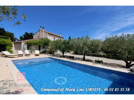 vente maison 6 pièces 141 m² saint-rémy-de-provence (13210)