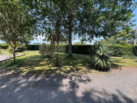 vente terrain 350 m² parempuyre (33290)