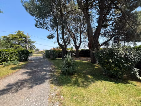 vente terrain 350 m² parempuyre (33290)