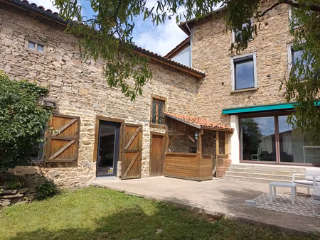 grézieu-le-marché – maison en pierres divisible climatisée au cœur des monts du lyonnais
