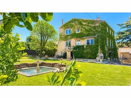 maison de maître 260 m² avec piscine chauffée et jardin béziers centre bien d'exception