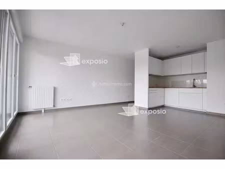 vente appartement 3 pièces 66 m2 à colombes