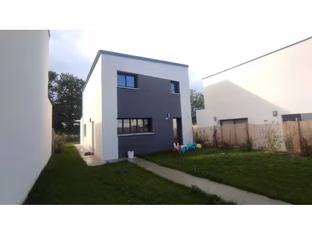 location maison 5 pièces 110m²