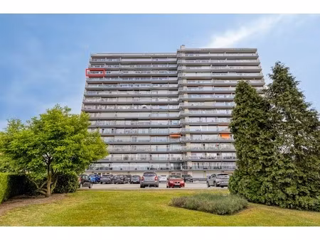 appartement te koop in merksem met 1 slaapkamer