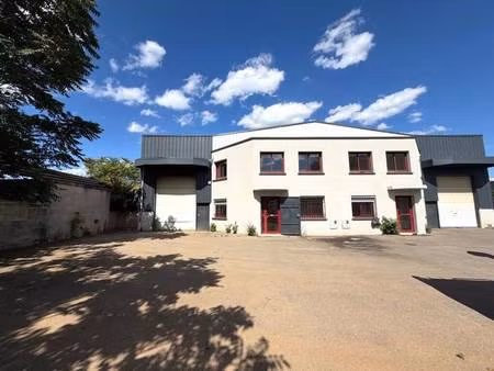 location local d’activités saint priest 69800 388m² à 956m²