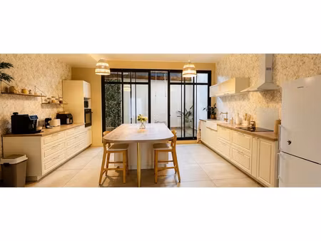 maison plus appartement de 186.42 m2
