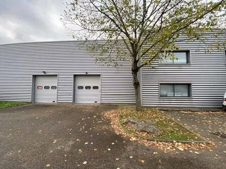 location local d’activités decines charpieu 69150 221m²