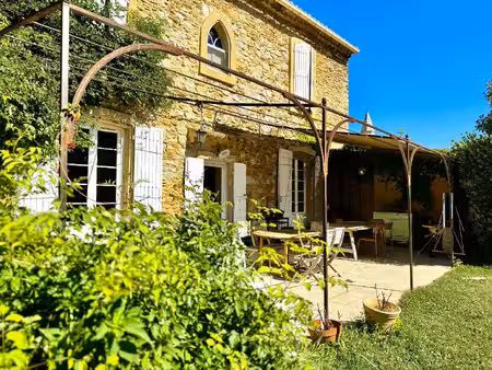 maison de charme en pierre - 18e siècle - triangle orange / uzès / châteauneuf-du-pape