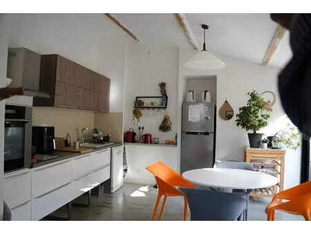 eyragues maison de village avec terrasse située à deux pas du centre st remy de pce à 5km