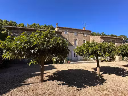maison de maître avec piscine  jardin et granges