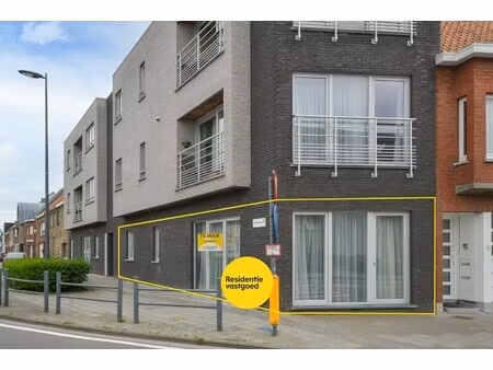 lichtrijk gelijksvloersappartement te westkerke