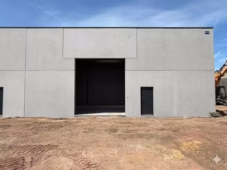 kmo-unit (nieuwbouw) - nabij e40! - 190 m²
