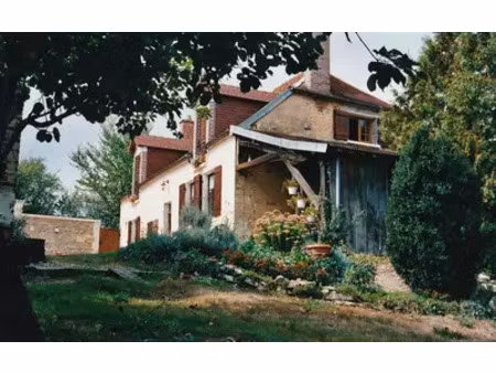 chaource (10210)