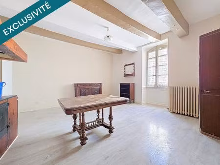 appartement t3 de 77 m² avec caves voûtées et jardin collectif – graissessac