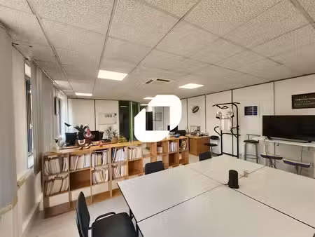 location bureaux saint-germain-en-laye 78100 71m²