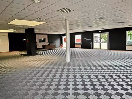 location commerce beauvais 60000 456m²