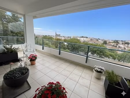 appartement d'exception avec terrasse au coeur de royan