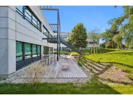location bureaux saint-priest 69800 163m² à 5853m²