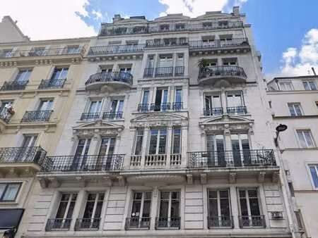 location bureaux 99 m²