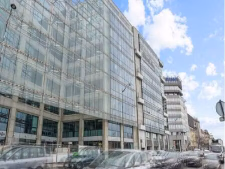 location bureaux 271 m² à 5 618 m²