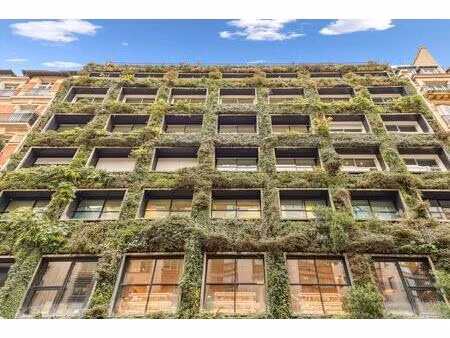 location bureaux 323 m²