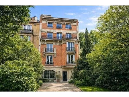 vente bureaux 61 m² à 416 m²