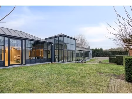 commercieel te koop in zedelgem