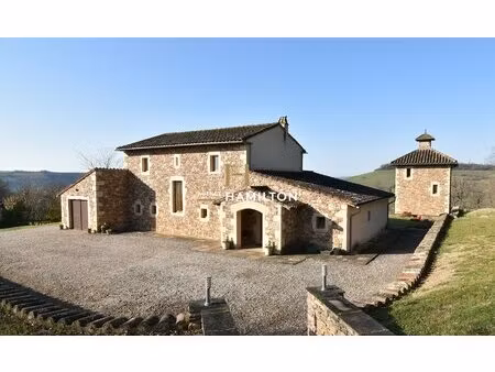 villa authentique avec vue sur cordes-sur-ciel - garage  piscine et pigeonnier amenage