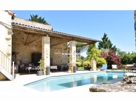 propriete de campagne avec pigeonnier renove  piscine + poolhouse et dependances