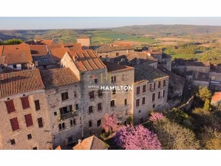 propriete de caractere a fort potentiel mixte au coeur de cordes-sur-ciel