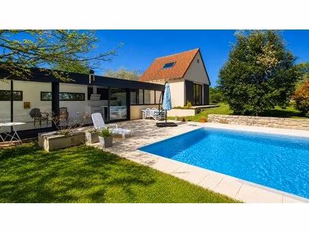 maison de charme 6 pièces avec piscine  hameau paisible