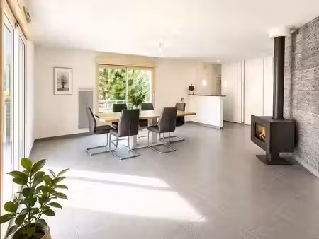 vente maison 5 pièces 110m2 saint-just-le-martel 87590 - 239000 € - surface privée
