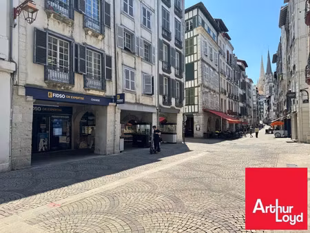 vente local commercial 130m2 bayonne 64100 - 56000 € - surface privée