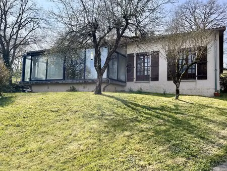 maison confolens 6 pièce(s) 128 m2