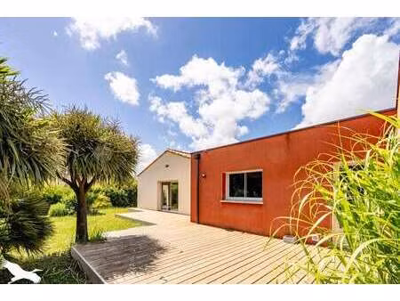 vente maison à saint-philbert-de-grand-lieu (44310) : à vendre / 143m² saint-philbert-de-g