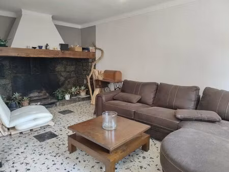maison 7 pièces avec grange et terrain de 3800m²