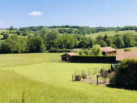montjoie en couserans: terrain constructible de 800m² sur 1435m²