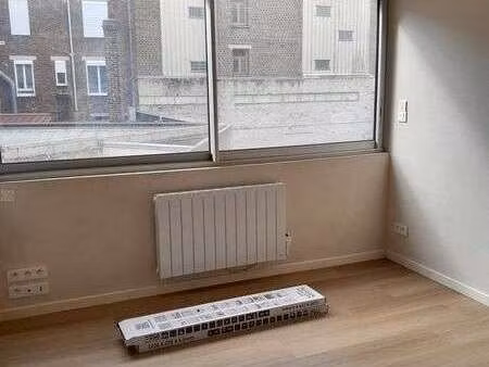 location appartement t1 meublé à arras (62000) : à louer t1 meublé / 18m² arras
