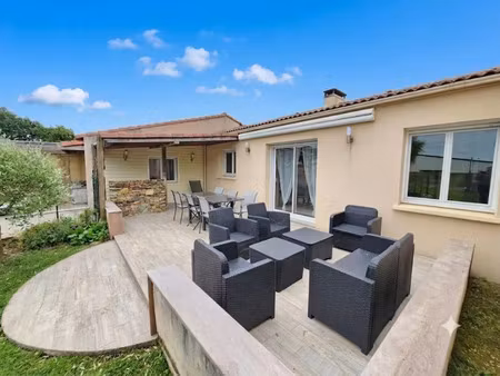 vente maison 6 pièces 135 m² la limouzinière (44310)